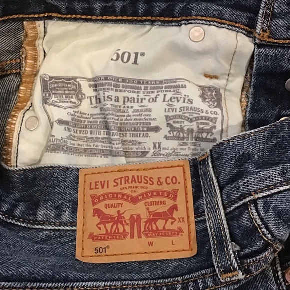 Levi’s 501 W25 (US 0/1) Denim Women’s Shorts High Rise Button Fly 56327-0417 - Picture 5 of 9